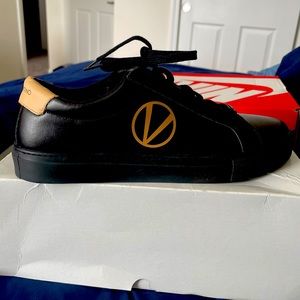 Brand New never worn Valentino sneakers size 13 don’t have original box.